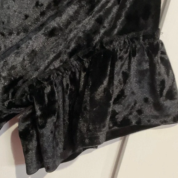 Caution To The Wind Black Velvet Short Sleeve Top - Picture 6 of 7